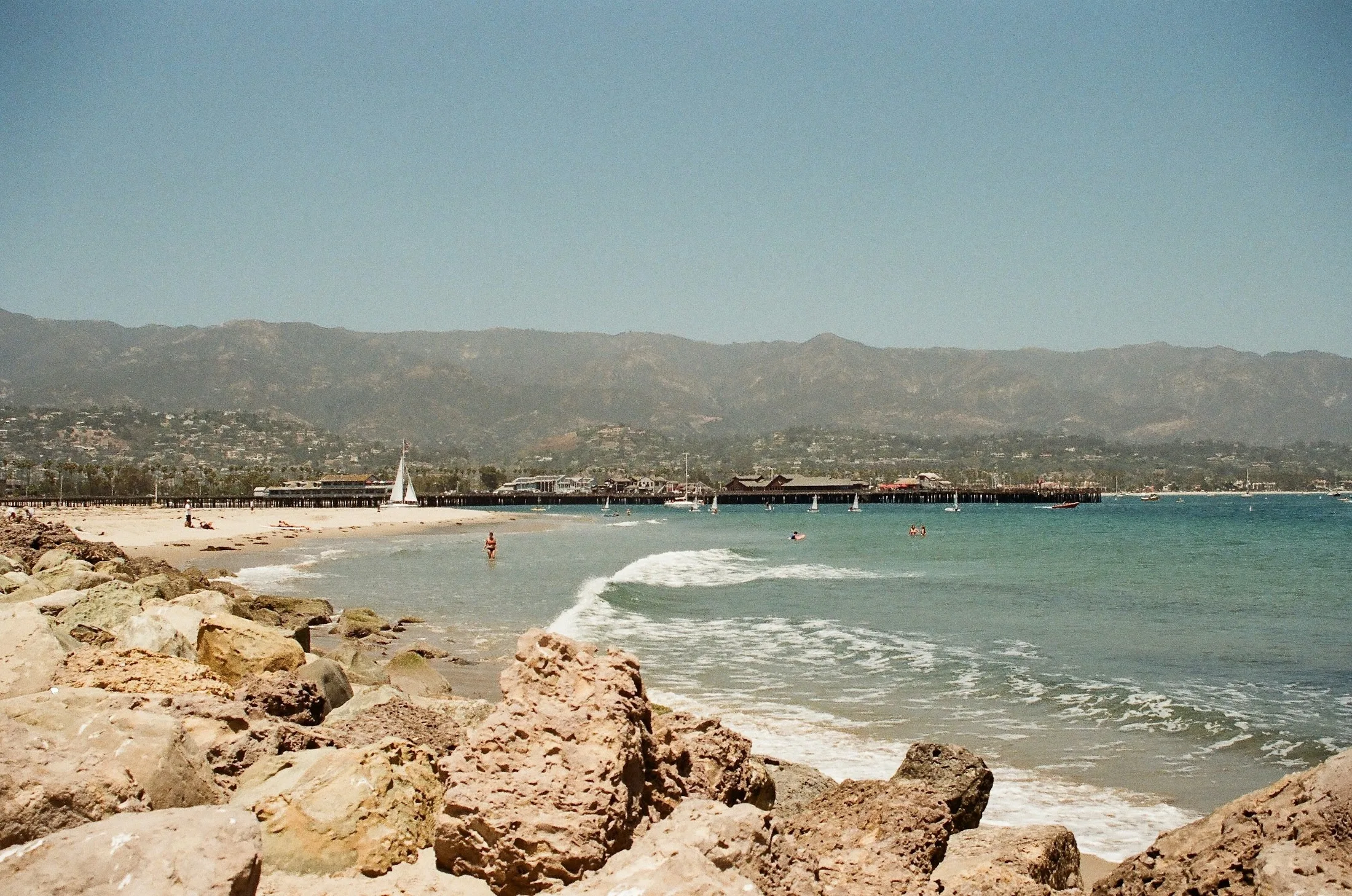 Dog friendly hotels in Santa Barbara